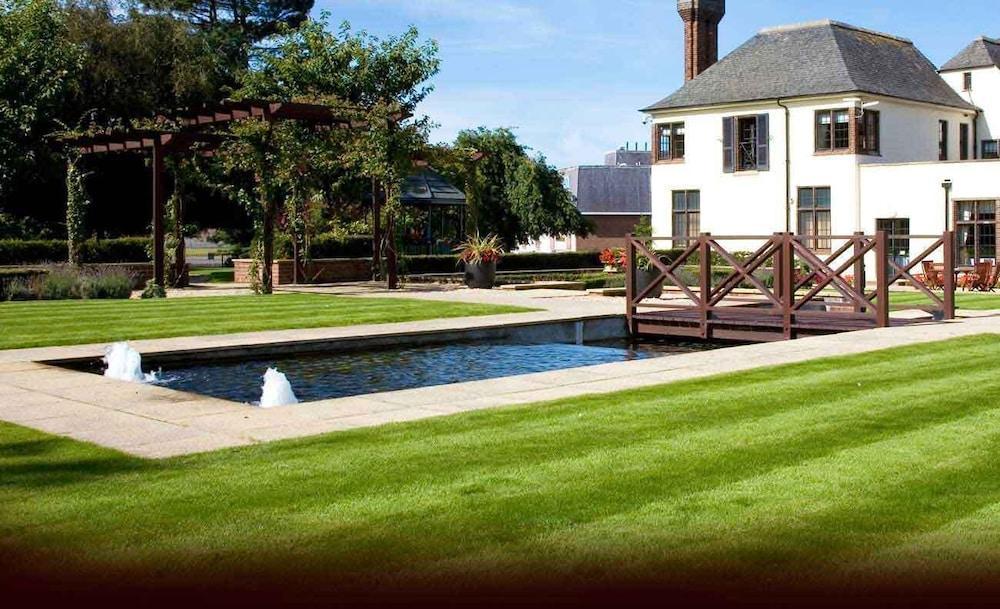 Western House Hotel At Ayr Racecourse Bagian luar foto