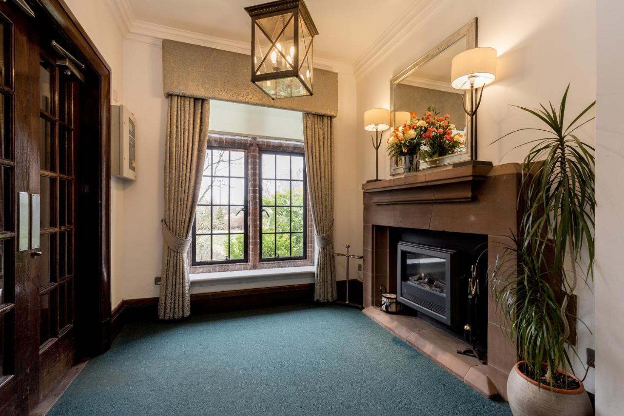 Western House Hotel At Ayr Racecourse Bagian luar foto