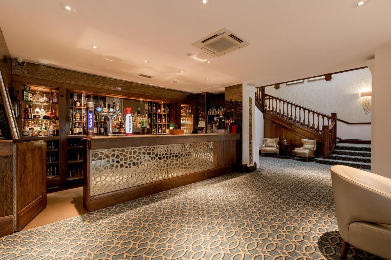 Western House Hotel At Ayr Racecourse Bagian luar foto