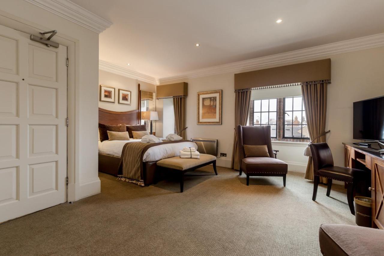 Western House Hotel At Ayr Racecourse Bagian luar foto